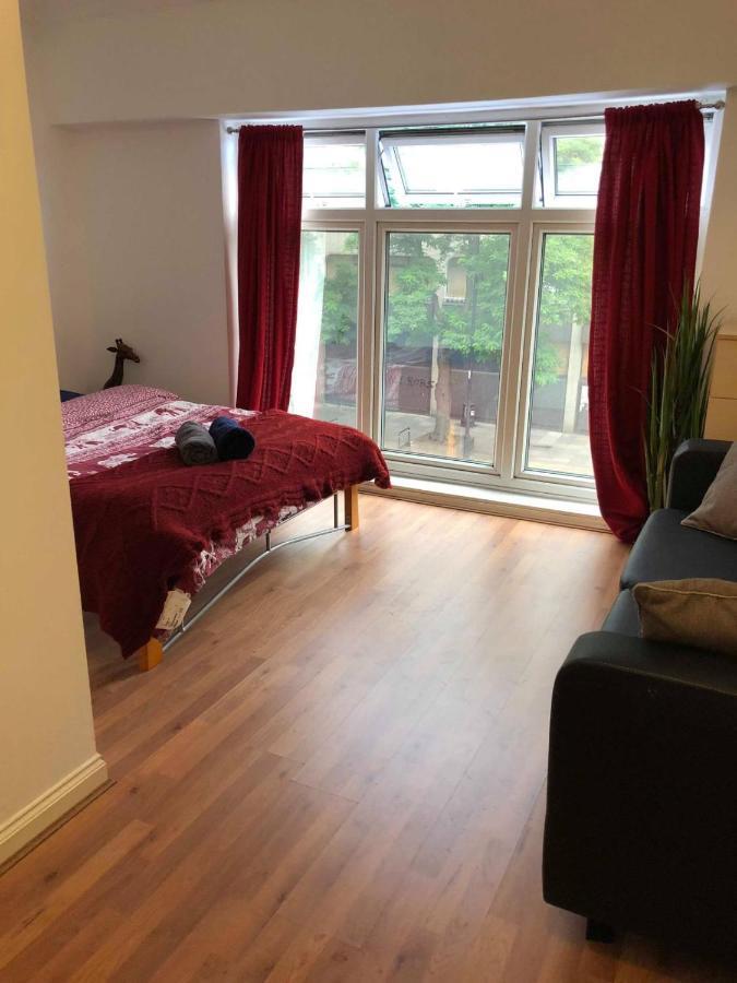 Commercial City Rooms London Luaran gambar